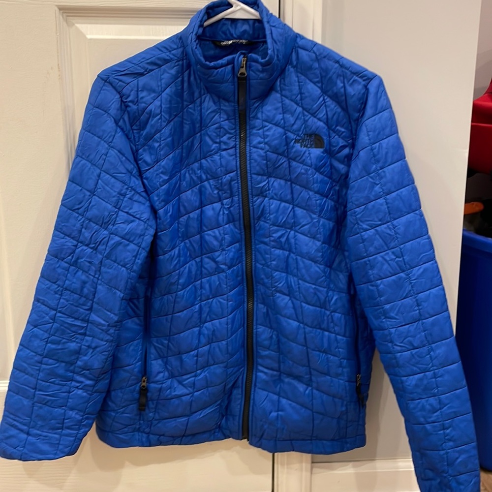 North face thin jacket